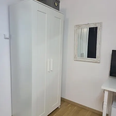Retro House *